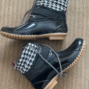 Tommy Hilfiger woman’s Huski rain boots